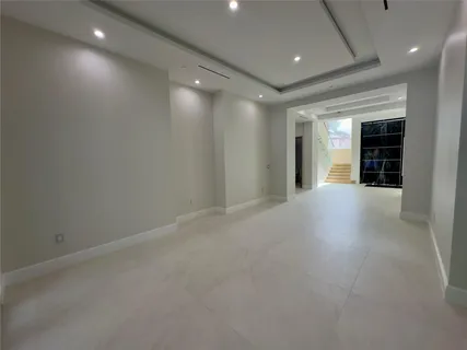 $4,950,000 | 11951 Southwest 3rd Street, Plantation, FL 33325