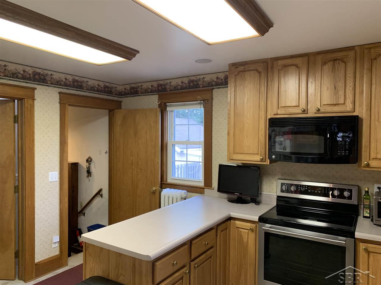 1070 North Center Road Saginaw, MI 48638 - Photo 15 of 49 50017036-14.JPG