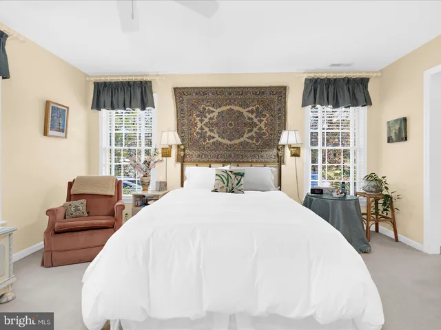 a view of a walk in closet