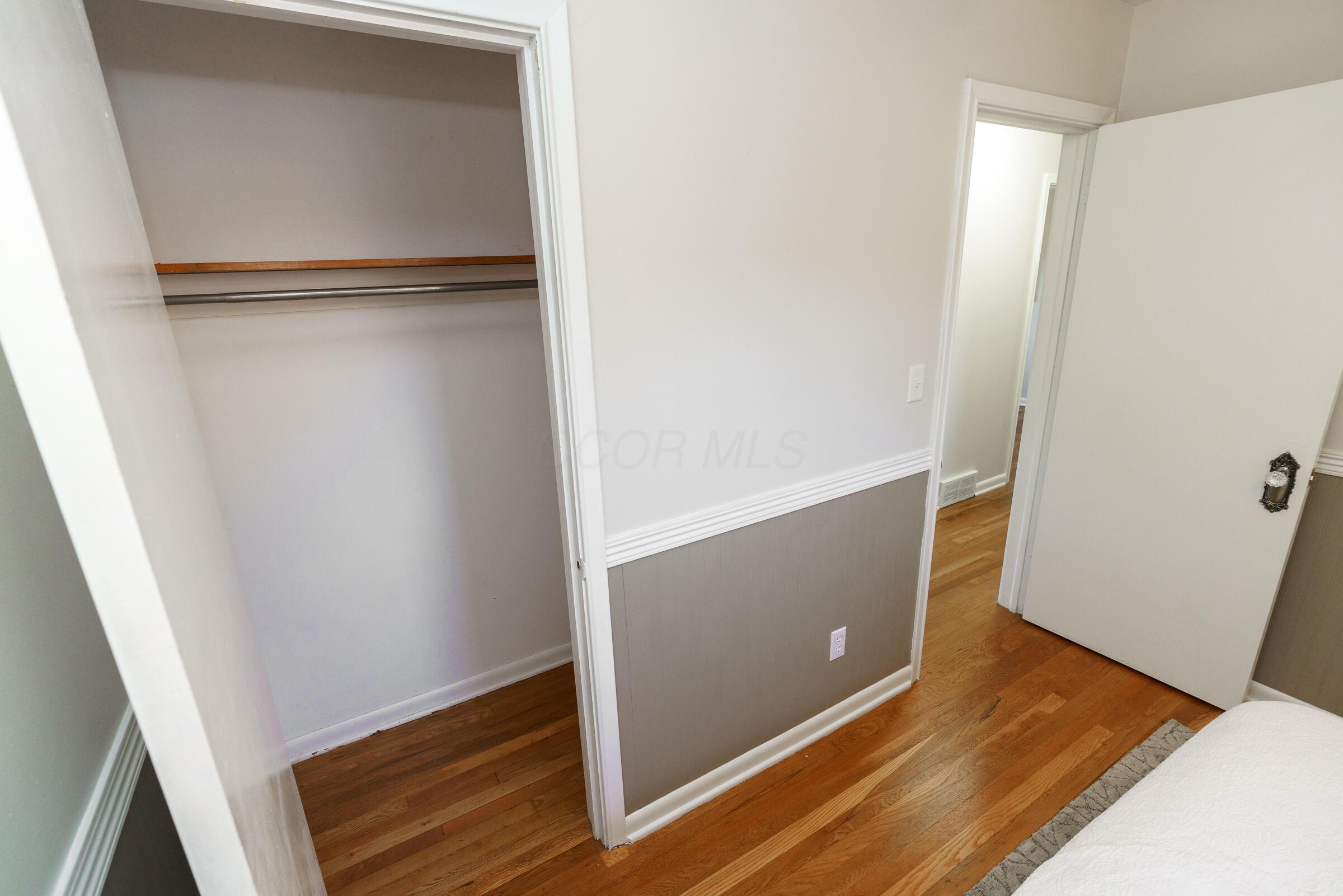 2150 Edgevale Road Columbus, OH 43221 - Photo 26 of 52 2150 Edgevale Rd interiors-34