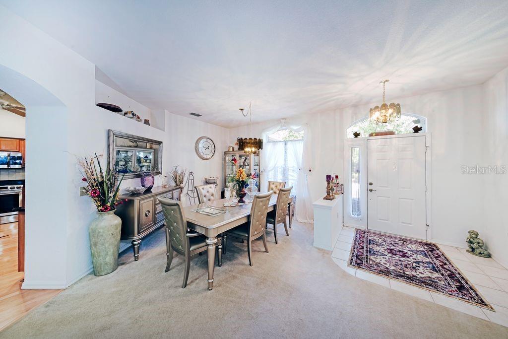 19326 Southwest 101st Place Road Dunnellon, FL 34432 - Photo 5 of 29 Gallery Image 5