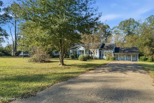 $60,000 | 1413 North Jackson Street, Brookhaven, MS 39601