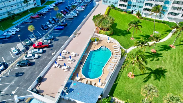 $385,000 | 1900 South Ocean Drive, Unit 1702, Fort Lauderdale, FL 33316