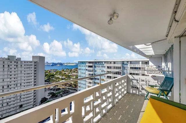 $385,000 | 1900 South Ocean Drive, Unit 1702, Fort Lauderdale, FL 33316