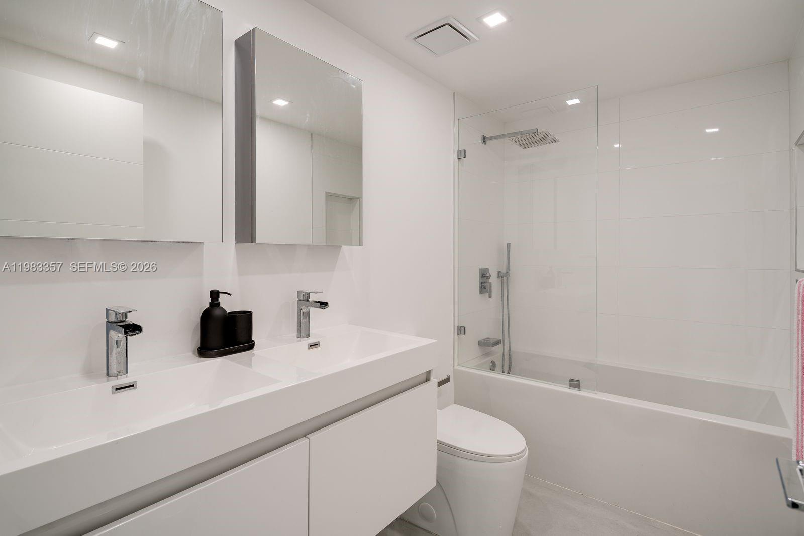 690 Southwest 1st Court, Unit 2312 Miami, FL 33130 - Photo 15 of 30