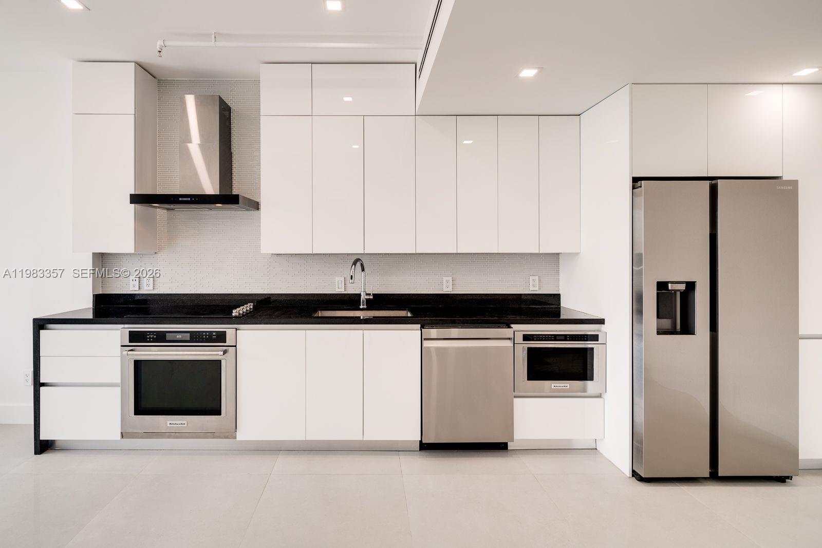 690 Southwest 1st Court, Unit 2312 Miami, FL 33130 - Photo 3 of 30