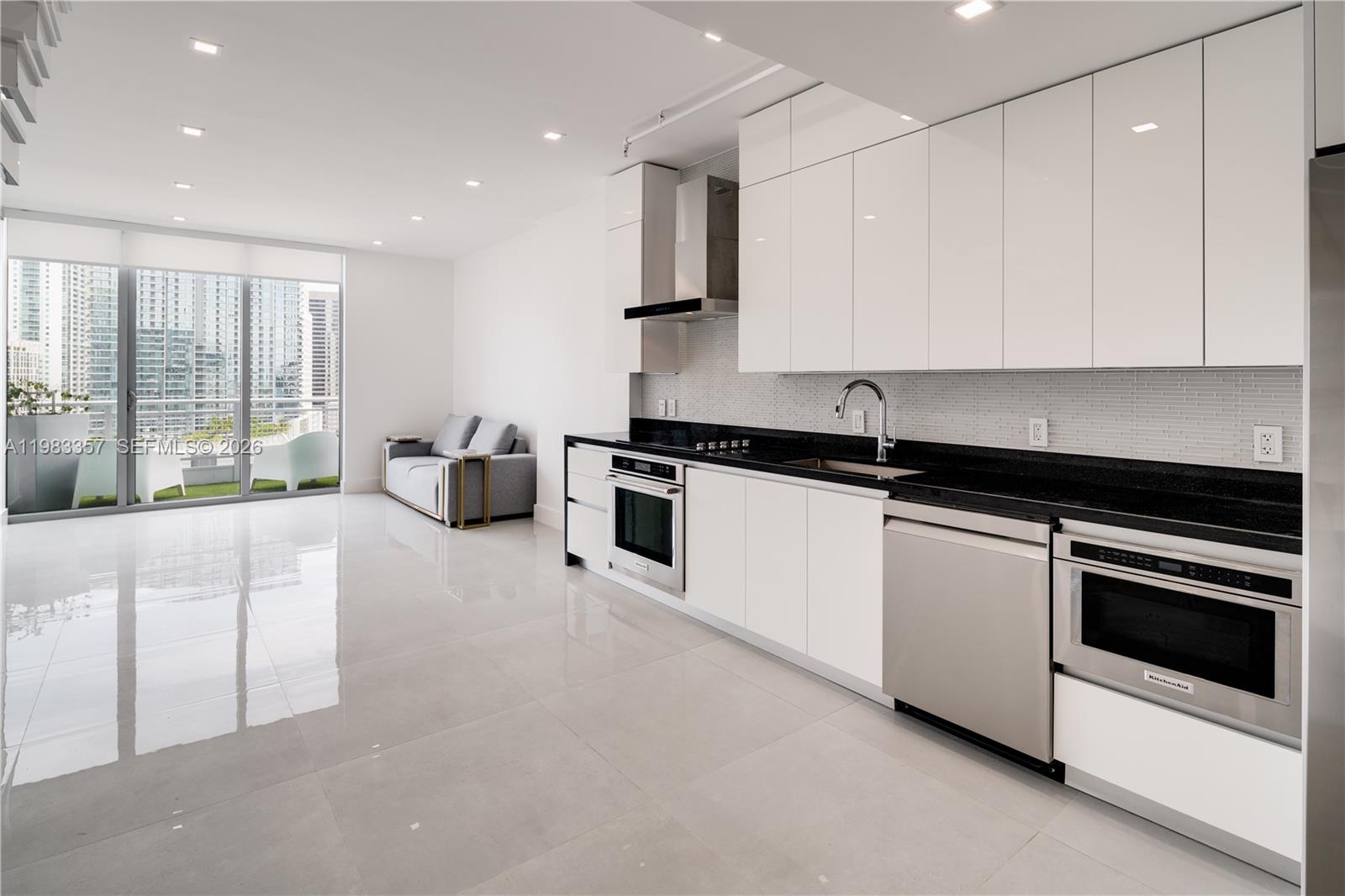 690 Southwest 1st Court, Unit 2312 Miami, FL 33130 - Photo 4 of 30