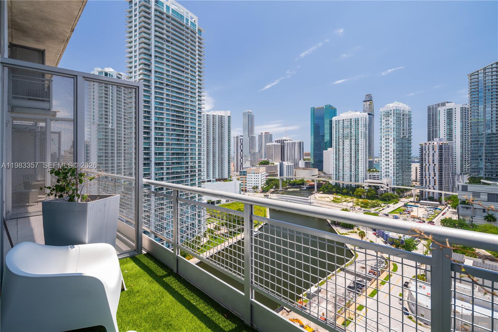 690 Southwest 1st Court, Unit 2312 Miami, FL 33130 - Photo 6 of 30