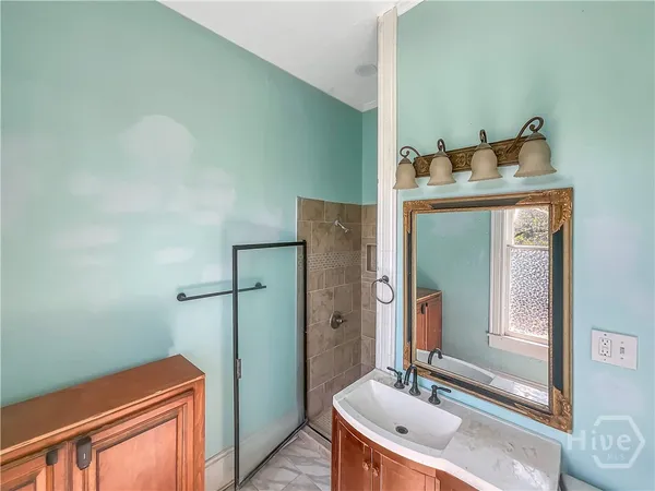 $2,850 | 206 West 39th Street, Savannah, GA 31401