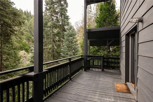 $695,000 | 555 Dover Court, Lake Arrowhead, CA 92352