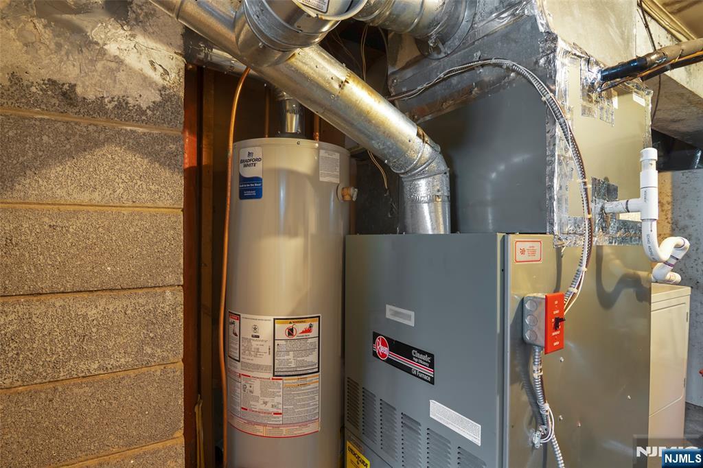 152 Pine Brook Road Lincoln Park, NJ 07035 - Photo 4 of 7