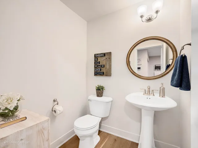 $649,700 | 412 Bluff Avenue, La Grange, IL 60525