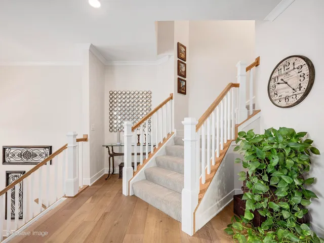 $649,700 | 412 Bluff Avenue, La Grange, IL 60525