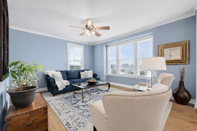 $649,700 | 412 Bluff Avenue, La Grange, IL 60525