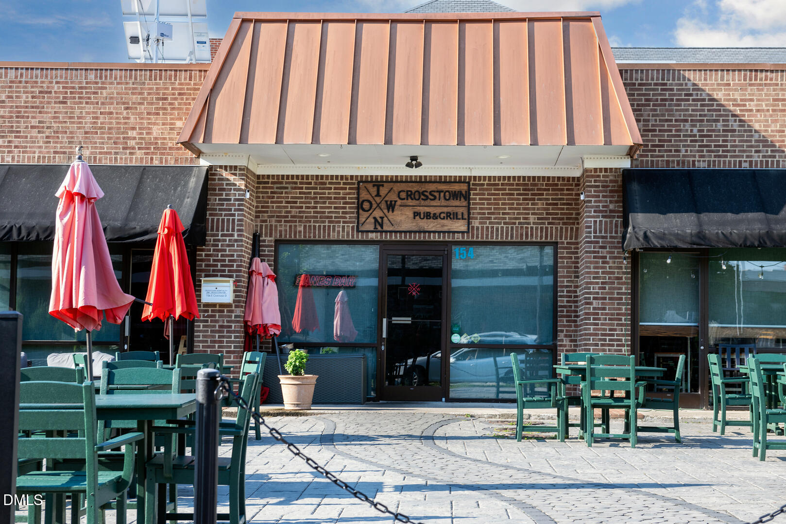 620 Hedrick Ridge Road, Unit 112 Cary, NC 27519 - Photo 24 of 34 a front view of building with yard