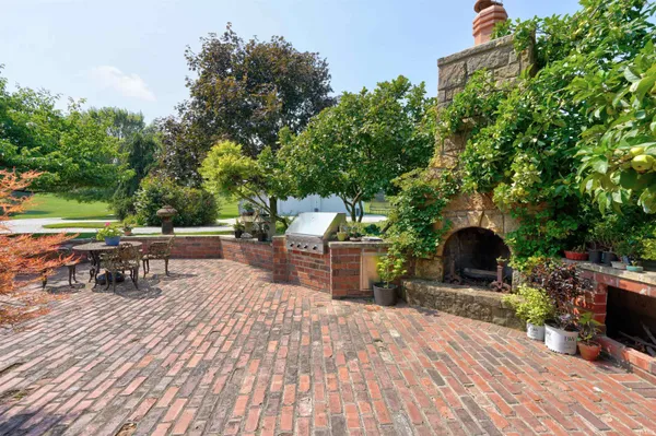 $1,150,000 | 9555 South 475 East, Ferdinand, IN 47532