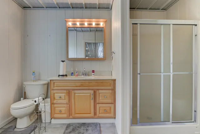 $1,150,000 | 9555 South 475 East, Ferdinand, IN 47532