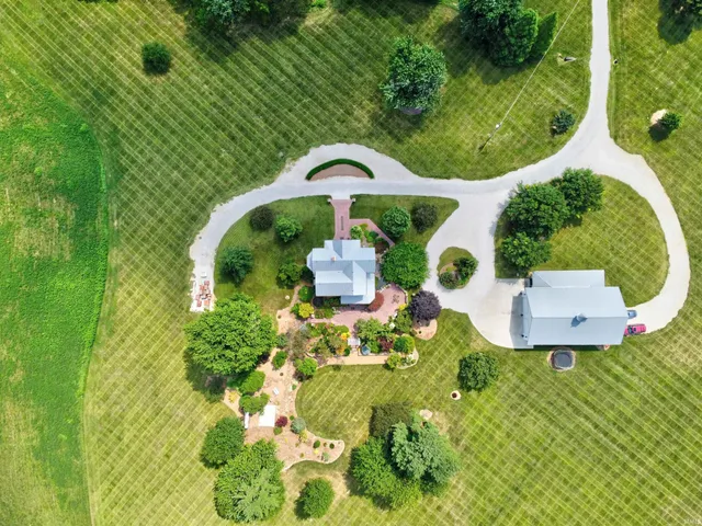 $1,150,000 | 9555 South 475 East, Ferdinand, IN 47532