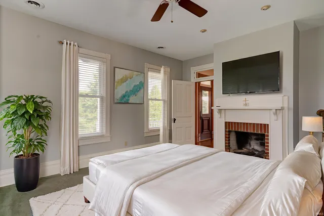 $1,150,000 | 9555 South 475 East, Ferdinand, IN 47532