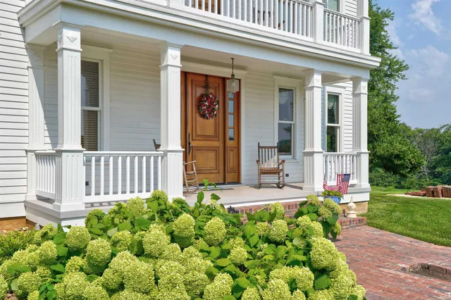 $1,150,000 | 9555 South 475 East, Ferdinand, IN 47532