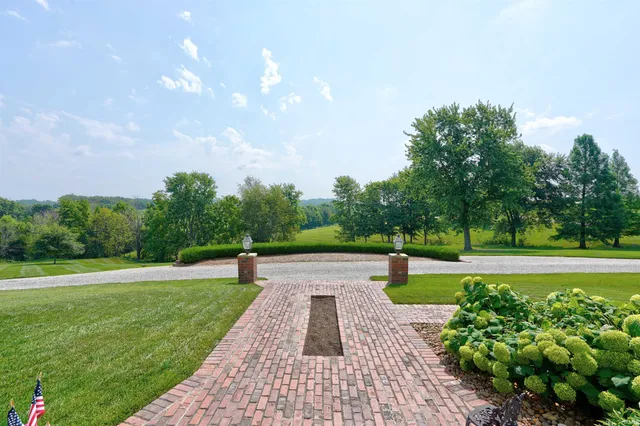 $1,150,000 | 9555 South 475 East, Ferdinand, IN 47532