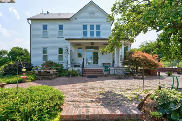 $1,150,000 | 9555 South 475 East, Ferdinand, IN 47532