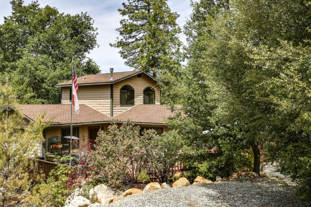 25451 Glen Road Idyllwild, CA 92549 - Photo 5 of 41 Untitled