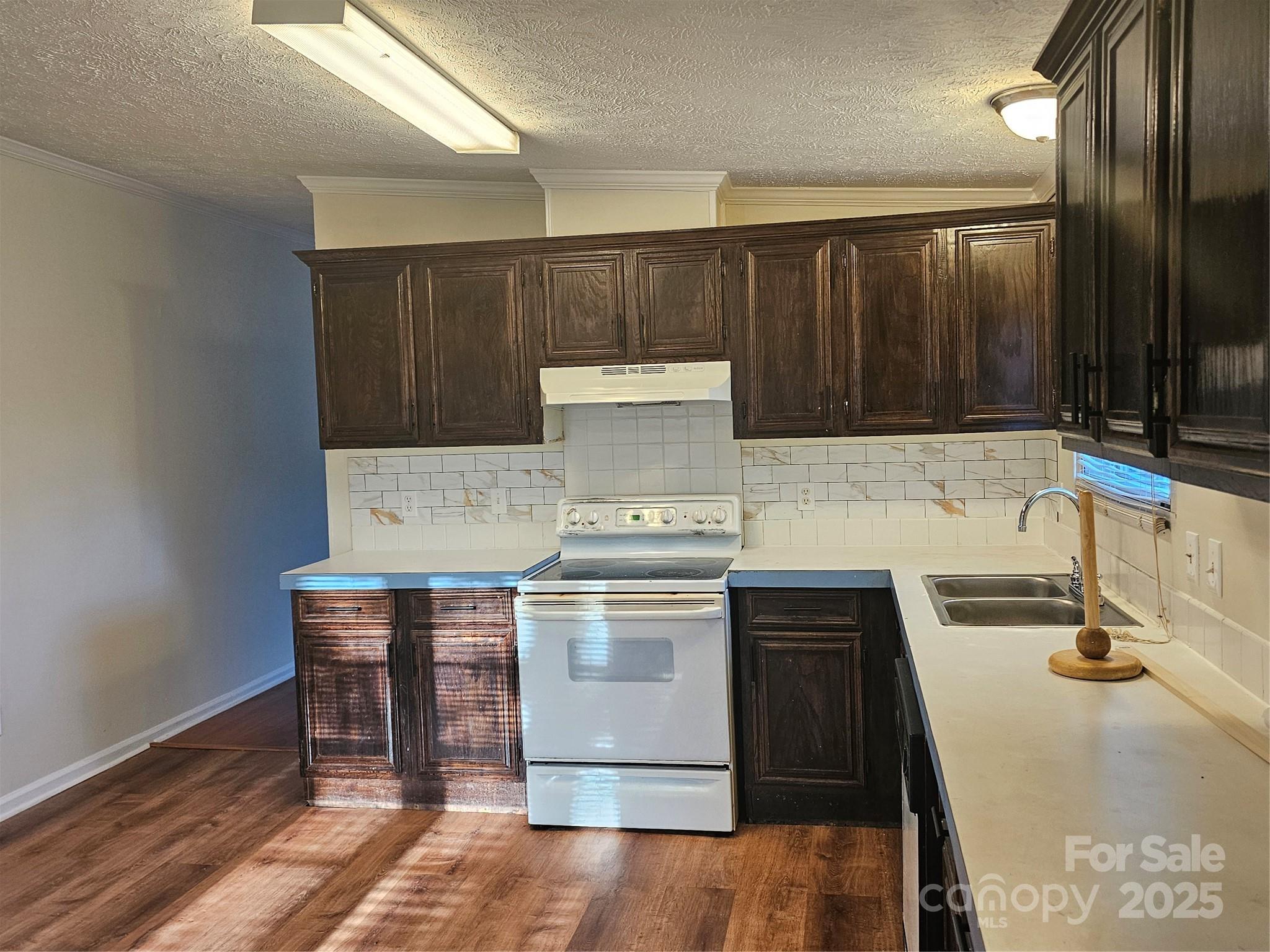 112 Thunder Road China Grove, NC 28023 - Photo 5 of 21 Gallery Image 5