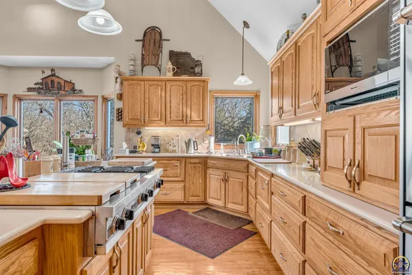 $620,000 | 10125 Saddle Creek Drive, Harveyville, KS 66431