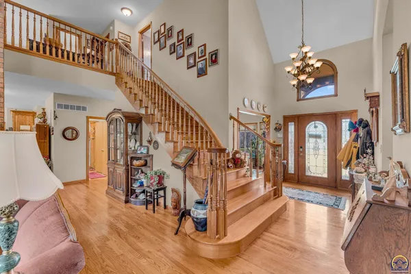 $620,000 | 10125 Saddle Creek Drive, Harveyville, KS 66431