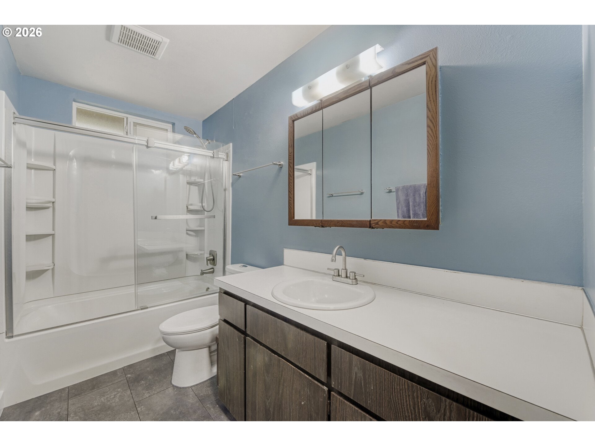 223 Southwest Taylors Ferry Road Portland, OR 97219 - Photo 20 of 33