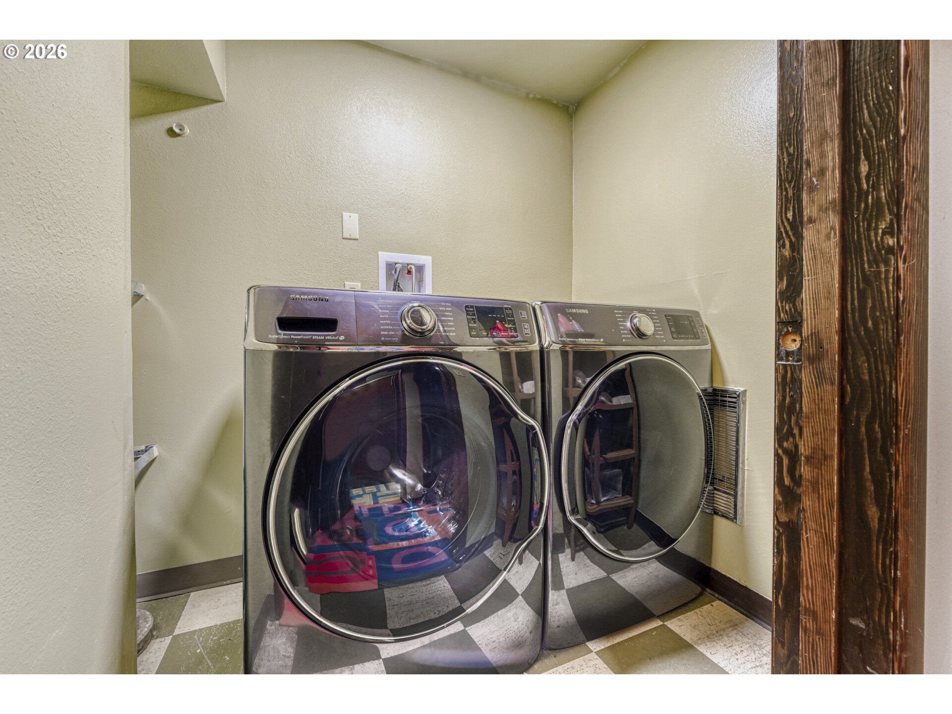 223 Southwest Taylors Ferry Road Portland, OR 97219 - Photo 24 of 33