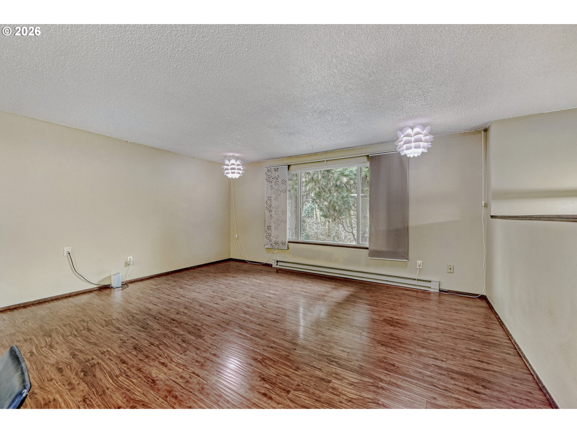 223 Southwest Taylors Ferry Road Portland, OR 97219 - Photo 5 of 33