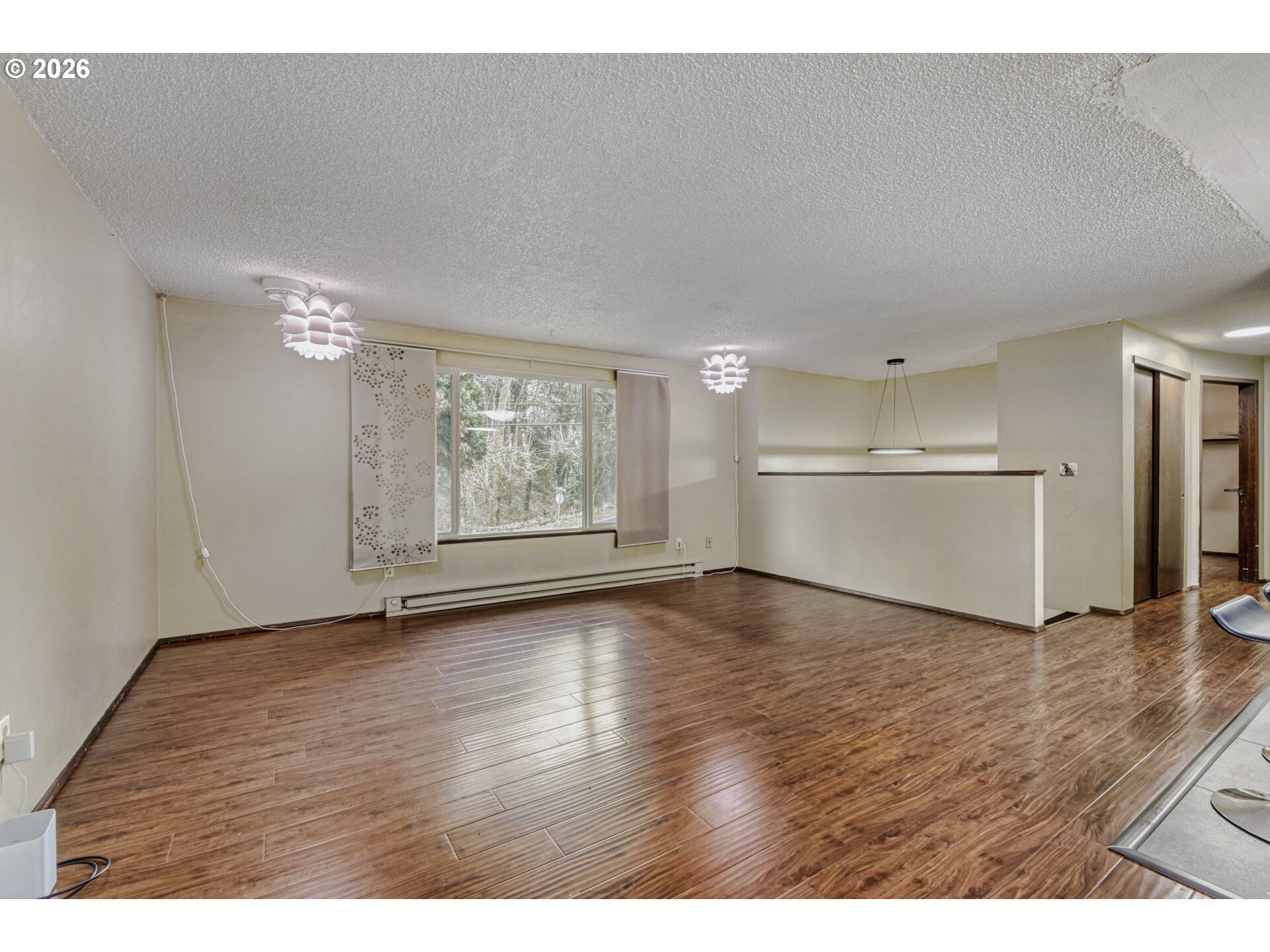 223 Southwest Taylors Ferry Road Portland, OR 97219 - Photo 6 of 33