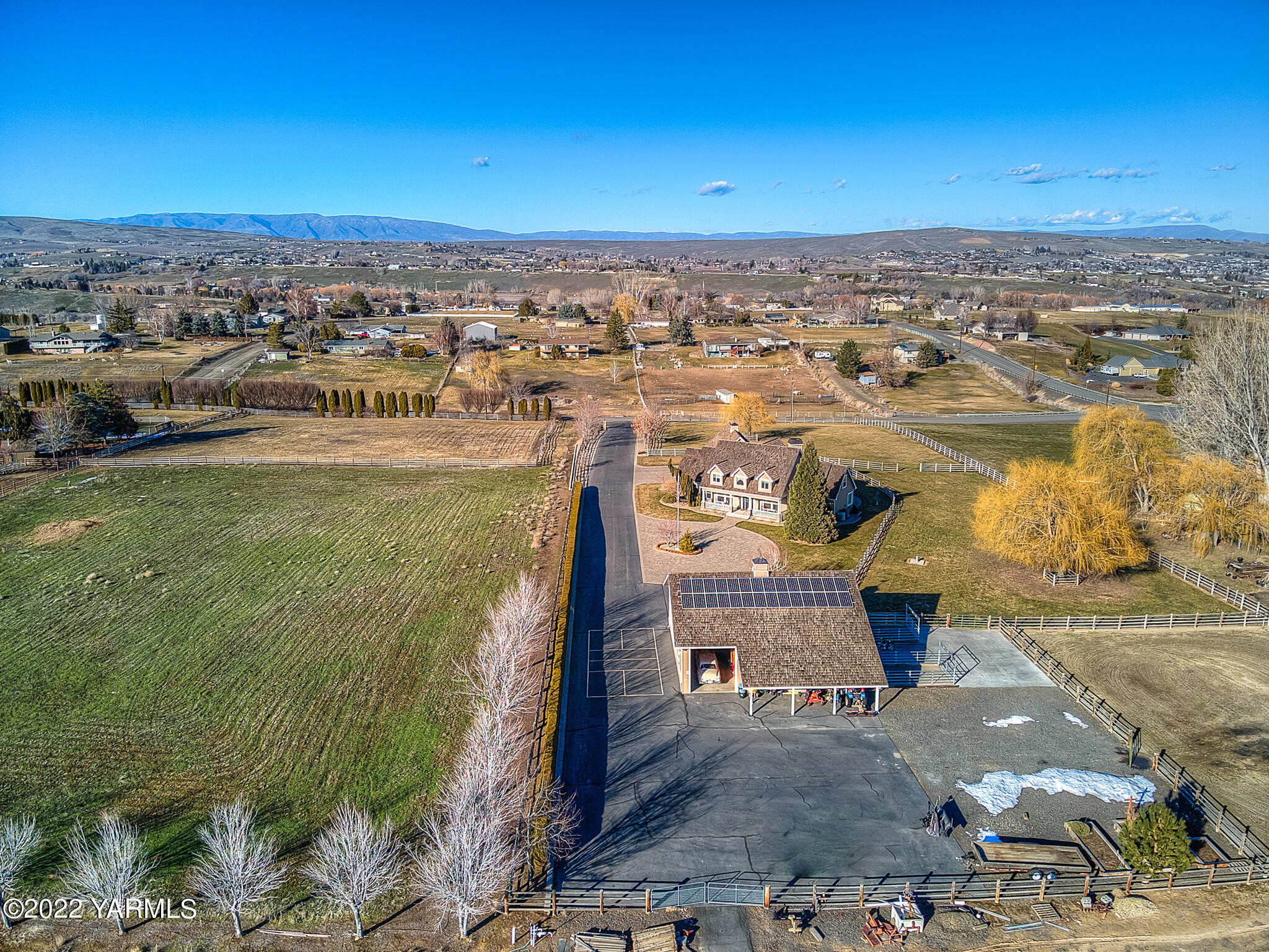 11392 Zier Road Yakima, WA 98908 - Photo 44 of 47 a view of a city