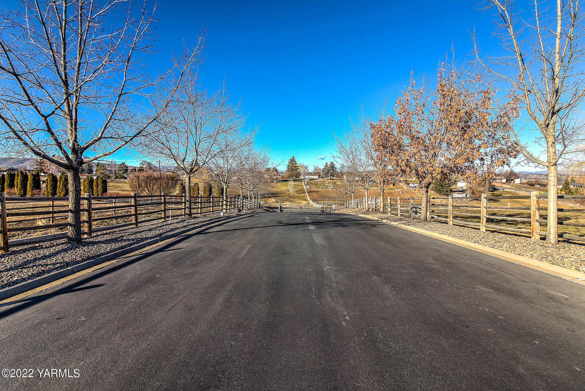 11392 Zier Road Yakima, WA 98908 - Photo 46 of 47 a view of a road with a yard