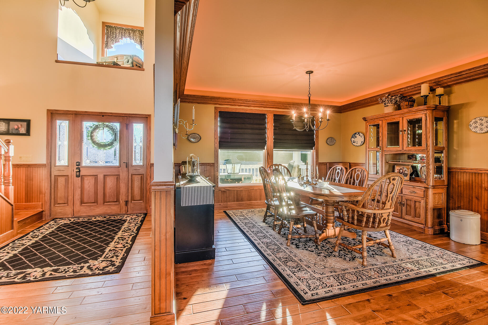 11392 Zier Road Yakima, WA 98908 - Photo 8 of 47 a view of a chairs and table in the patio