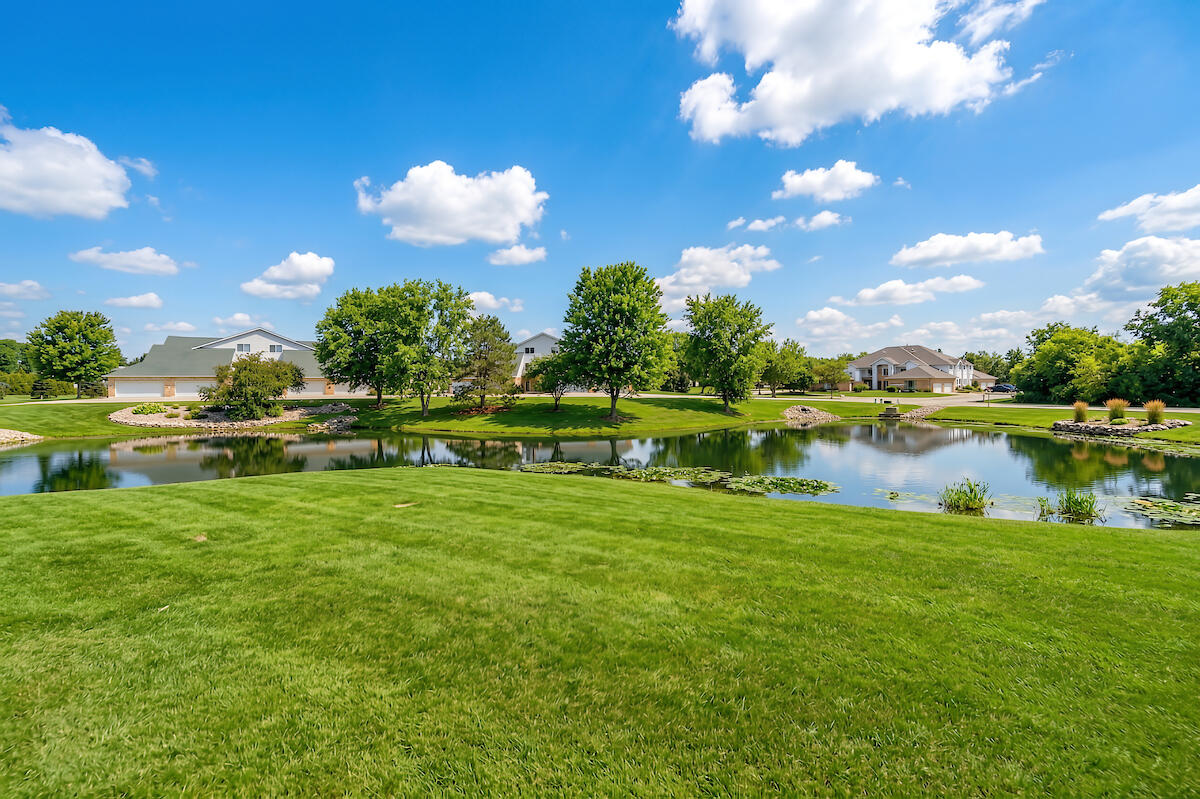 4237 Taylor Harbor West, Unit 4 Mount Pleasant, WI 53403 - Photo 23 of 27 324vsum1