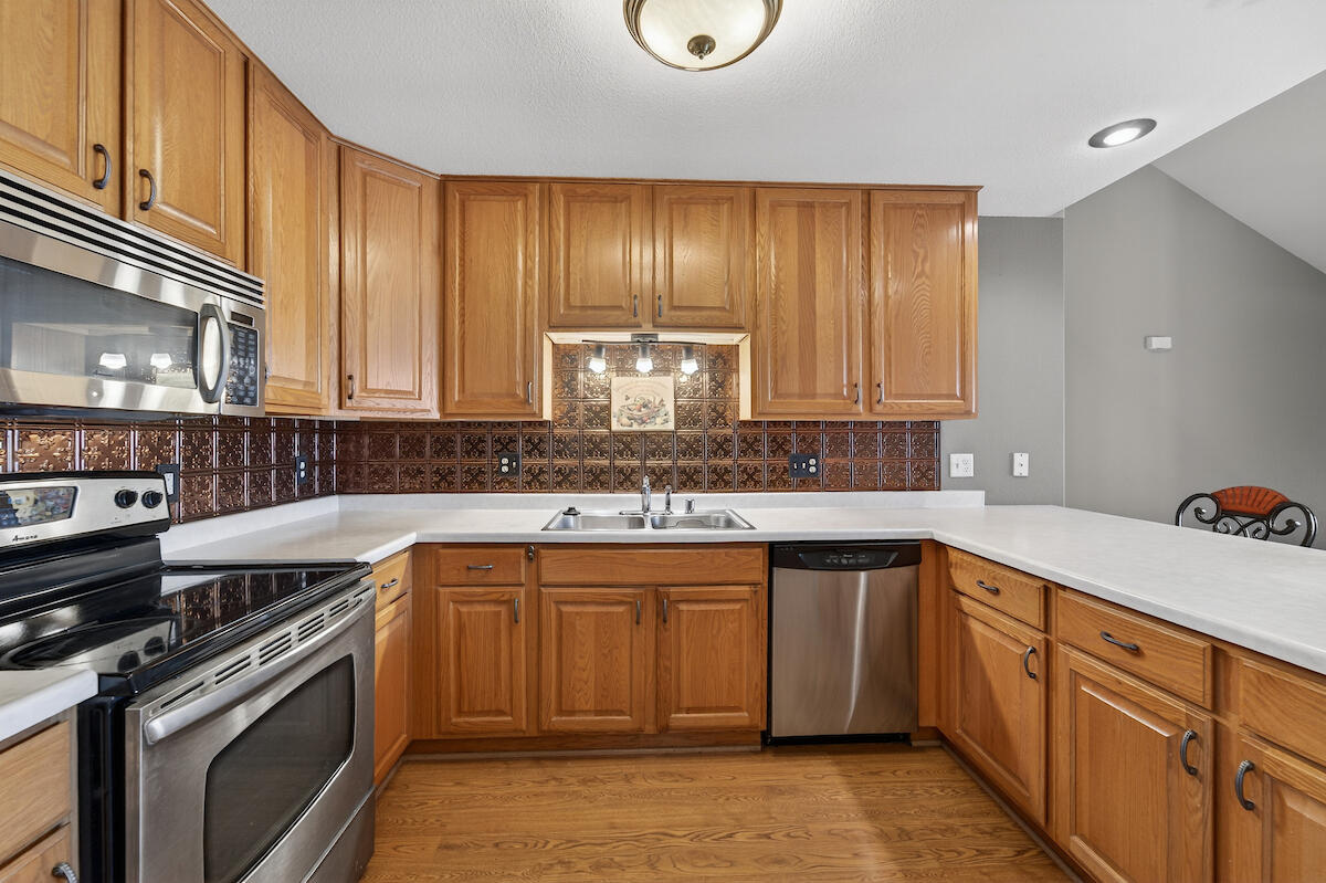 4237 Taylor Harbor West, Unit 4 Mount Pleasant, WI 53403 - Photo 7 of 27 DSC00159
