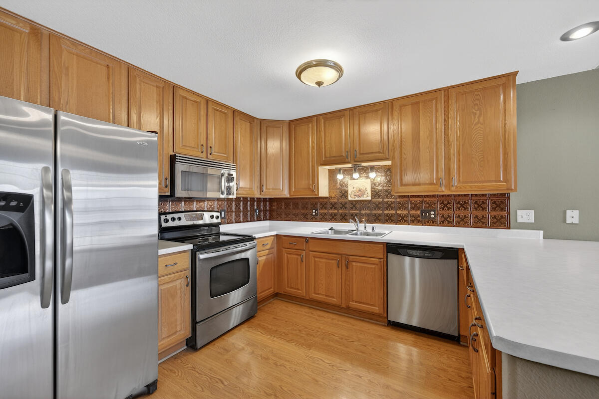 4237 Taylor Harbor West, Unit 4 Mount Pleasant, WI 53403 - Photo 8 of 27 DSC00147
