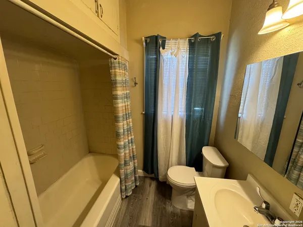$1,500 | 842 Hammond Avenue, San Antonio, TX 78210
