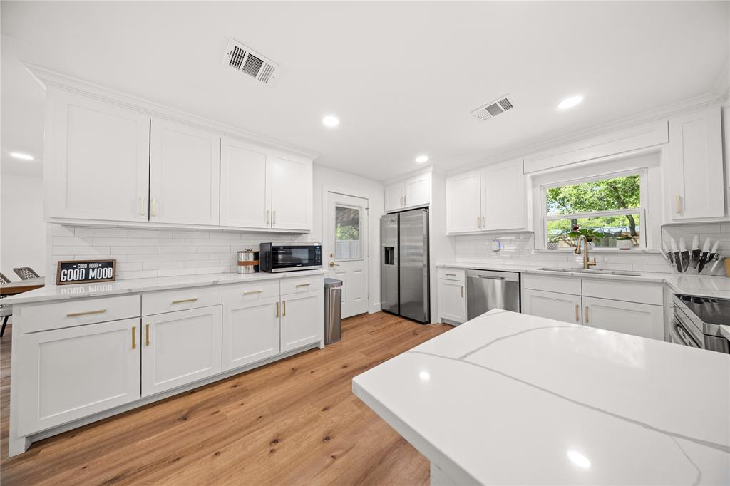 2431 Gross Road Dallas, TX 75228 - Photo 23 of 37 Gallery Image 23
