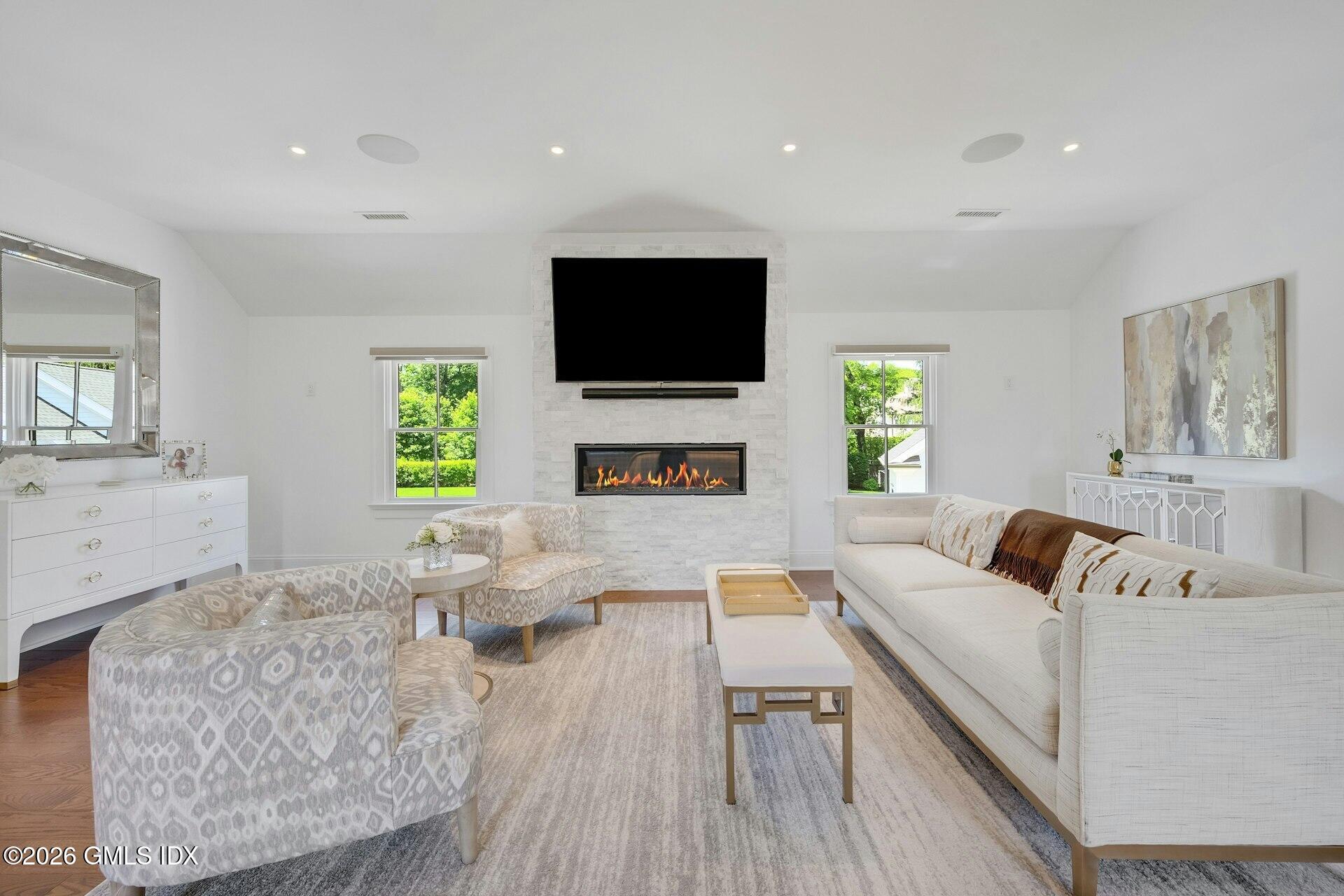 164 Stanwich Road Greenwich, CT 06830 - Photo 22 of 43 22