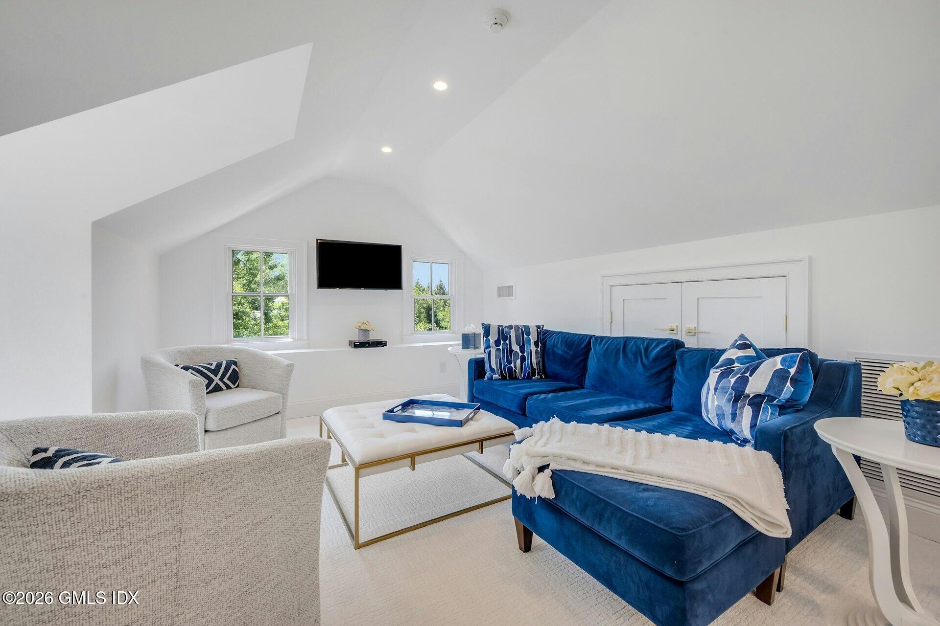 164 Stanwich Road Greenwich, CT 06830 - Photo 34 of 43 35