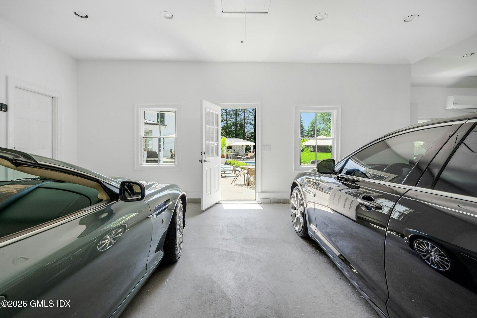 164 Stanwich Road Greenwich, CT 06830 - Photo 41 of 43 42