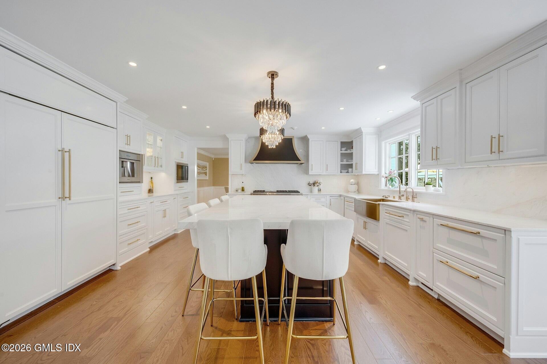 164 Stanwich Road Greenwich, CT 06830 - Photo 7 of 43 12.2