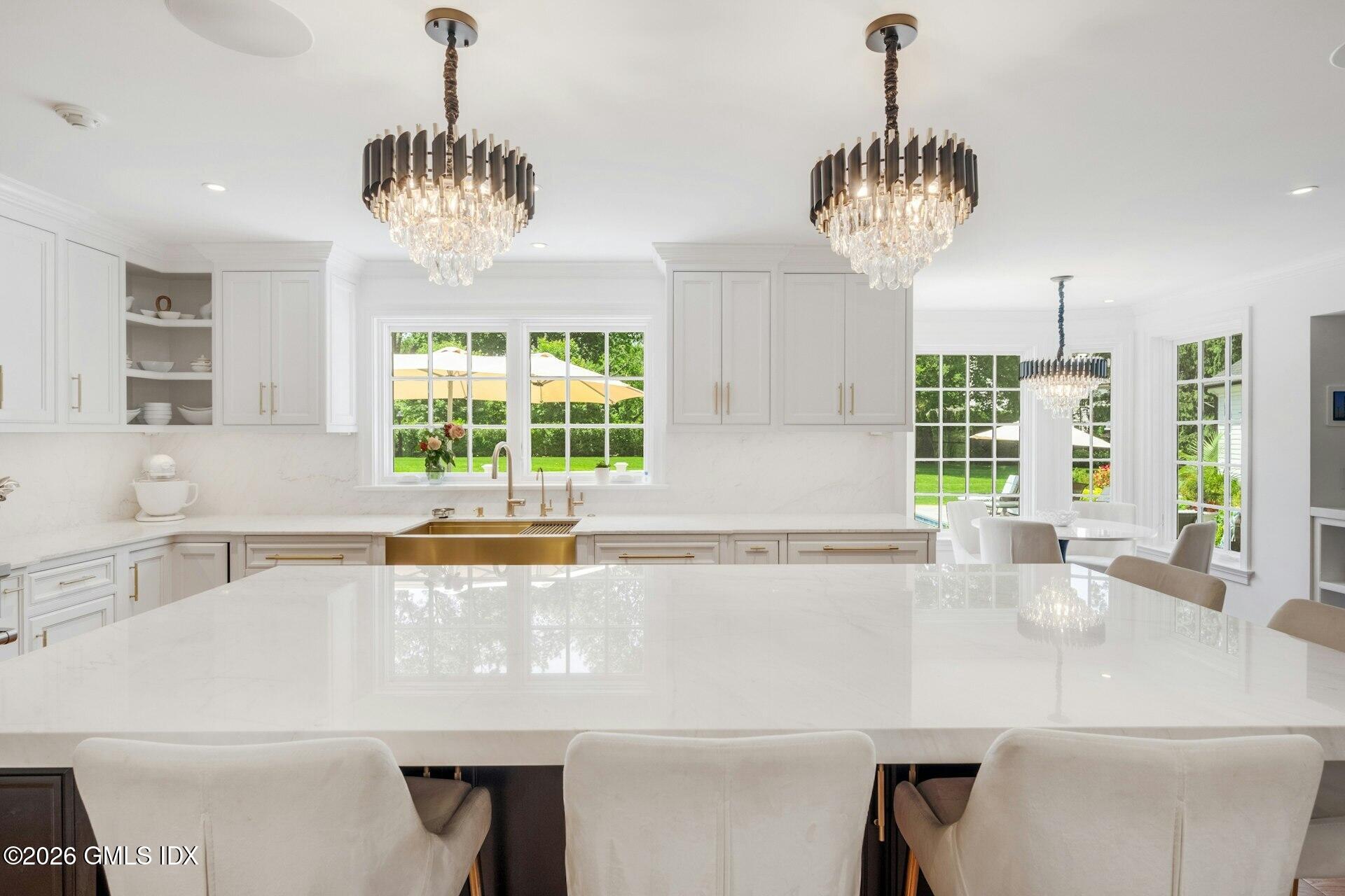 164 Stanwich Road Greenwich, CT 06830 - Photo 8 of 43 12