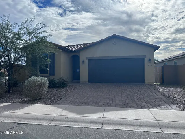 a house view with a outdoor space