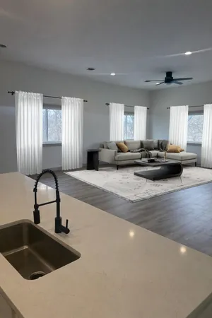 $1,500 | 410 Pine Lake Avenue, Unit F, La Porte, IN 46350