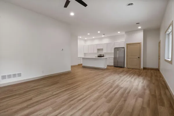 $1,500 | 410 Pine Lake Avenue, Unit F, La Porte, IN 46350